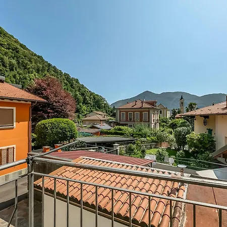 L' Angolino Di Cannobio: Stone For 4 With Terrace - Happy *