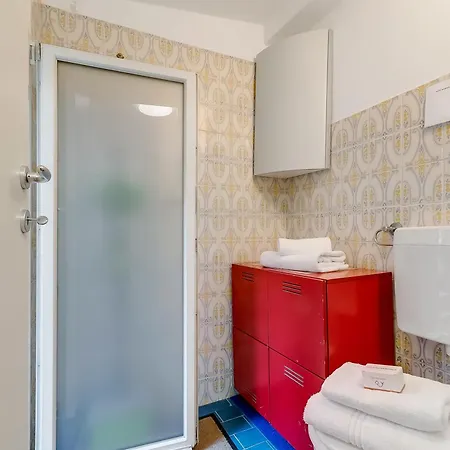 Apartment L' Angolino Di - Happy